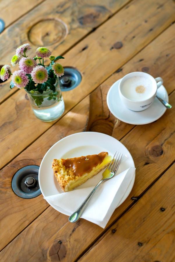 Penzion A Bistro Dilna Тршебонь Экстерьер фото